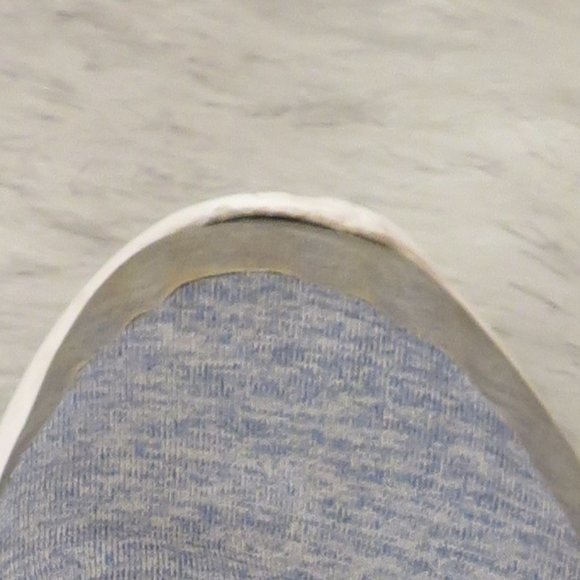 UNDER ARMOUR - Girls Moto Slip on grey runners - Picture 8 of 9